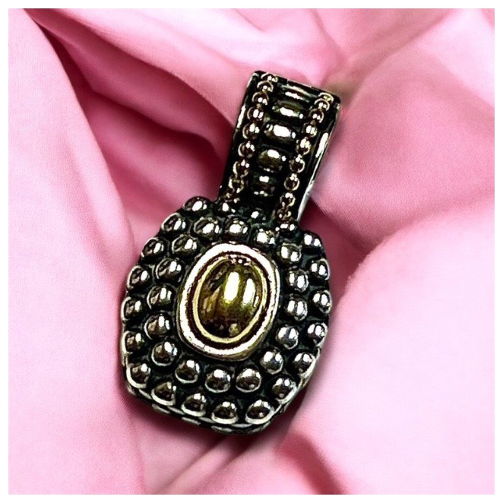 Lagos Caviar Pendant 450$